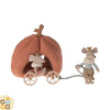 carrozza-zucca-topini-maileg-11-4403-00-ergalo-bambini-negozio-giocattoli-toys-genova-centro-gioco-educativo_2