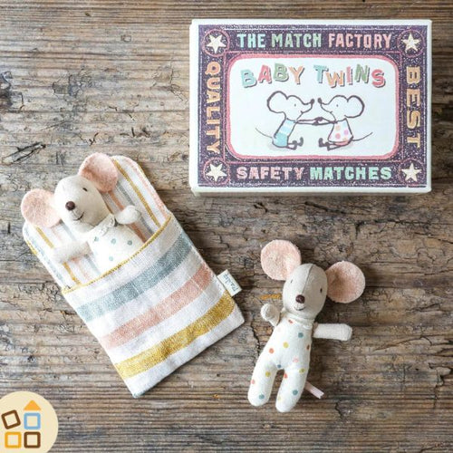 topi-topini-gemelli-scatola-fiammiferi-twins-baby-mice-box-17-3000-01-maileg-collezione-regalo-negozio-giocattoli-toys-genova-centro-gioco-educativo