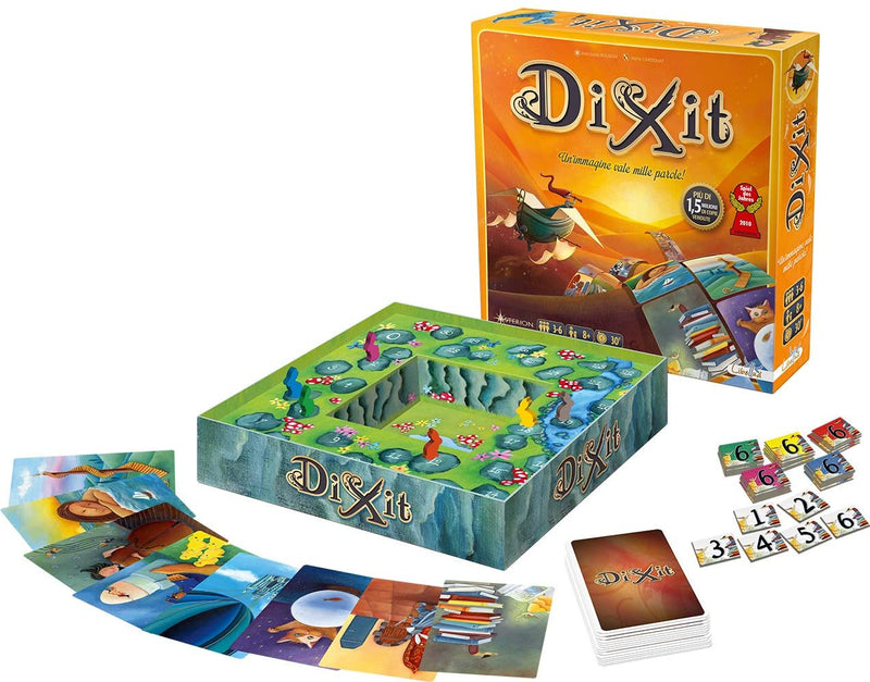 Asmodee: Dixit Odyssey, Gioco da Tavolo di Immaginazione e Fantasia, 3-12 Giocatori, 8+ Anni, Edizione in Italiano - ASMODEE - 19106 Asmodee: Dixit Odyssey, Gioco da Tavolo di Immaginazione e Fantasia, 3-12 Giocatori, 8+ Anni, Edizione in Italiano - ASMODEE - 19106