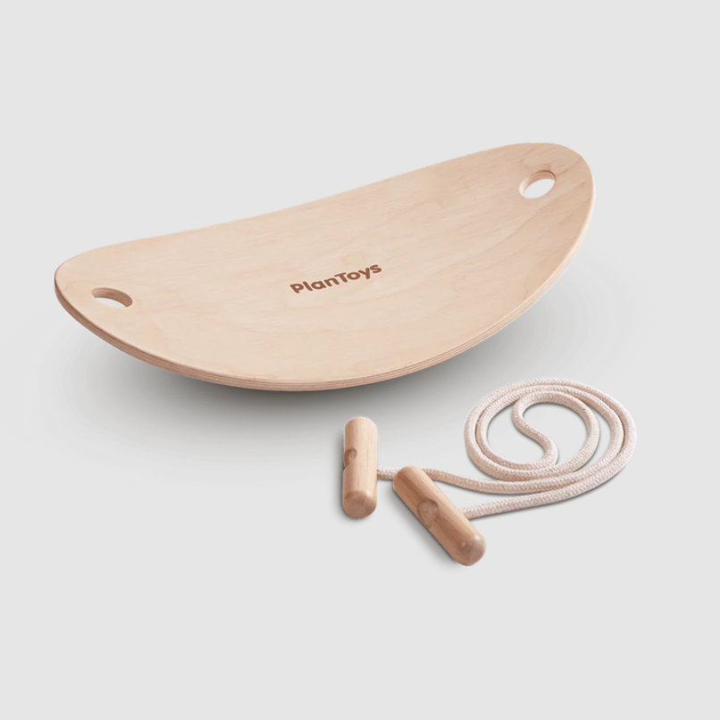 balance-board-plan-toys-tavola-equilibrio-montessori-legno-bambini-idea-regalo-motricita-attivita-fuori-giardino-aperto-cgedu-centro-gioco-educativo1